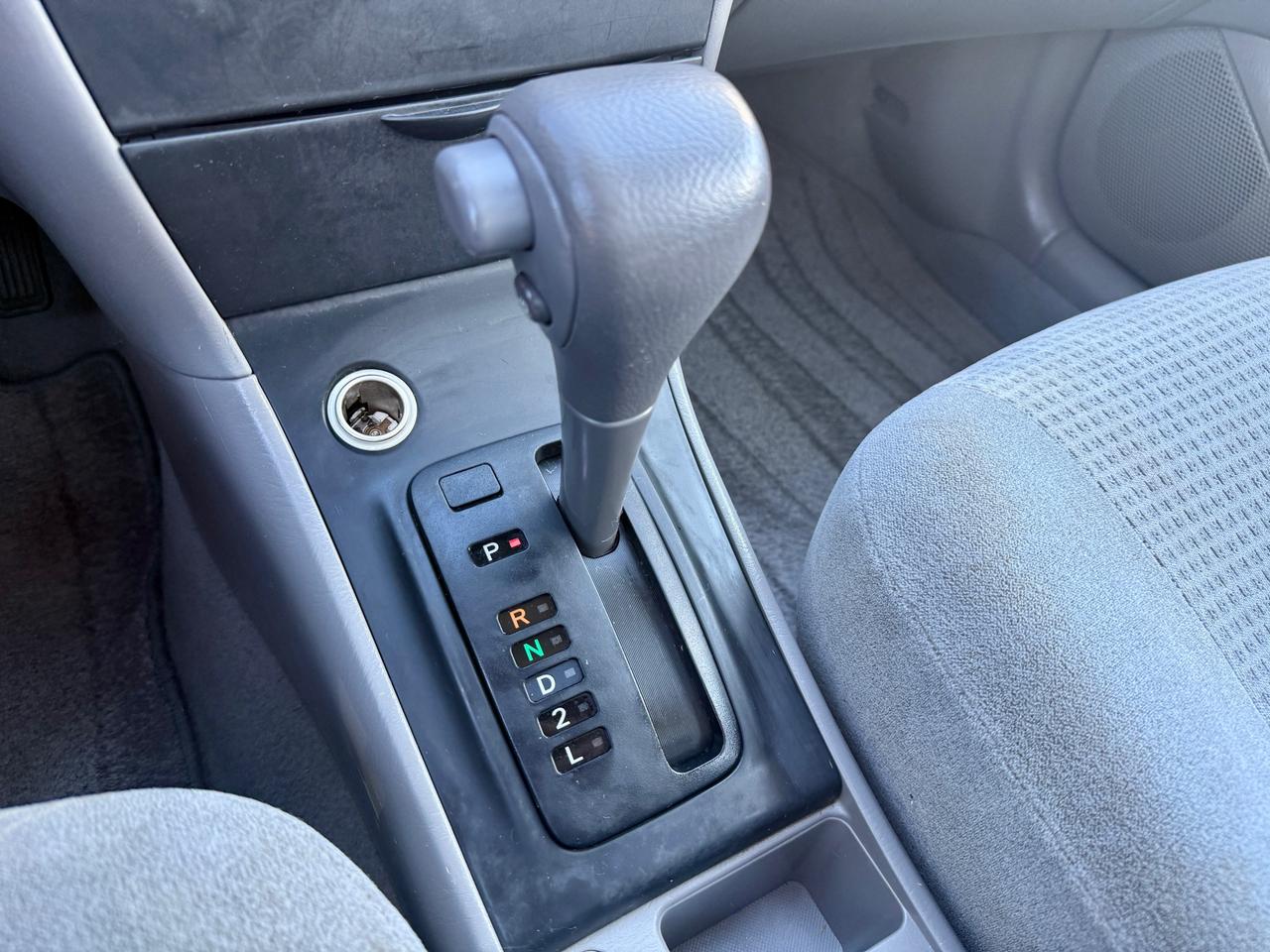 2006 Toyota Corolla FINANCING AVAILABLE Photo12
