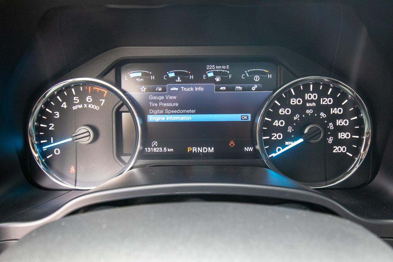 2019 Ford F-150 Lariat 4WD SuperCrew 5.5' Box Photo5