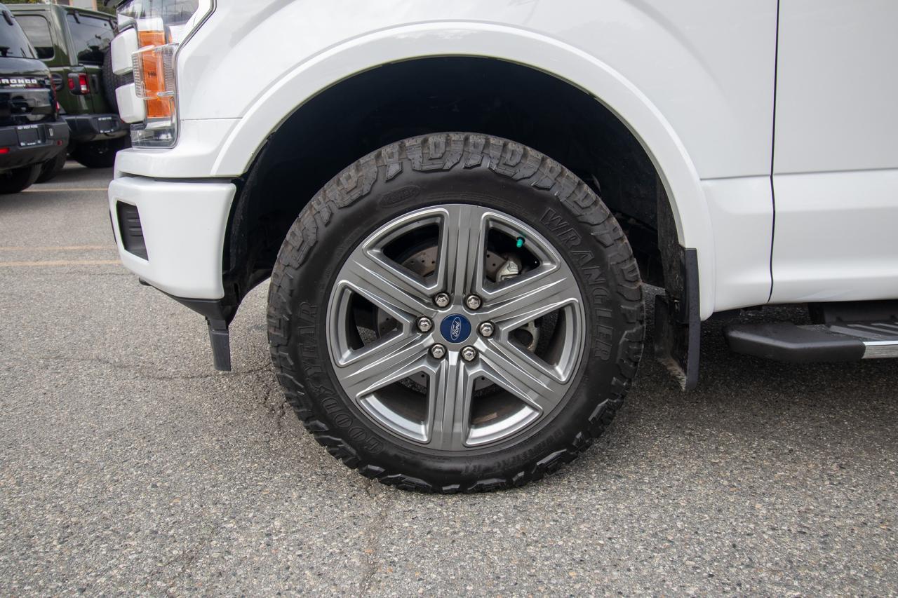 2019 Ford F-150 Lariat 4WD SuperCrew 5.5' Box Photo5