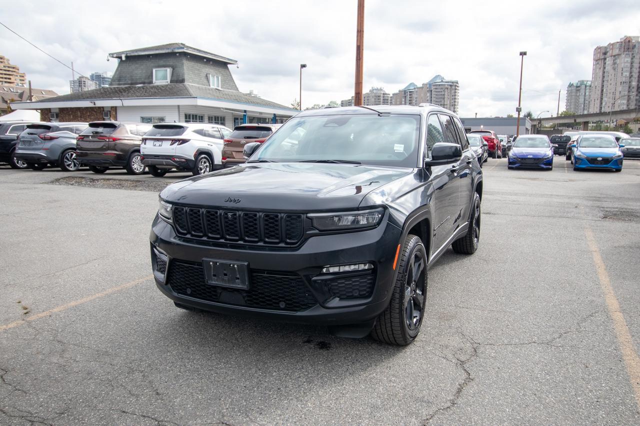 Used 2023 Jeep Grand Cherokee Limited for sale in New Westminster, BC
