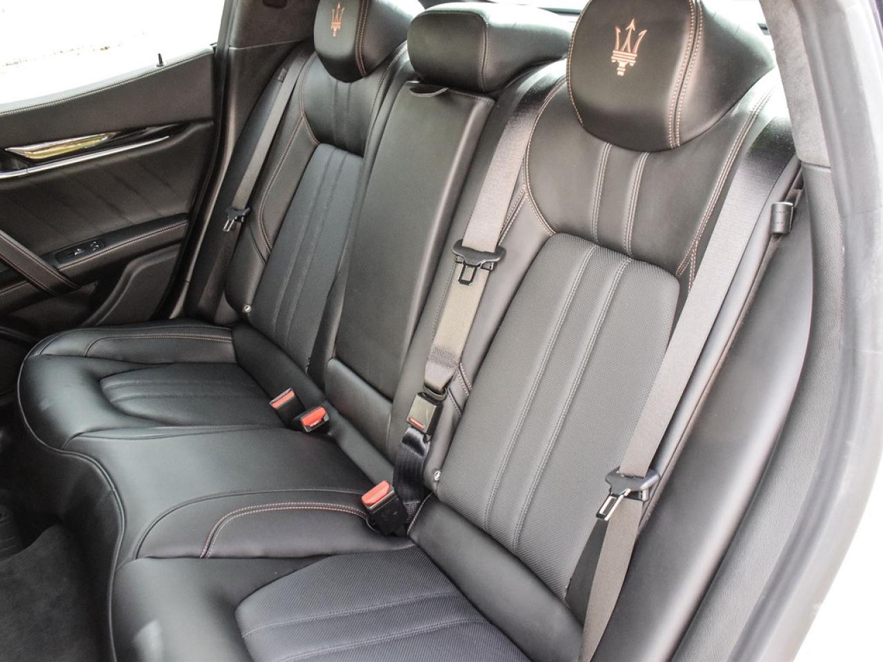 2022 Maserati Ghibli Modena Q4 |MODENA|10.1NAV|21SBLACK|PANOROOF|NERISSIMOPACK| Photo