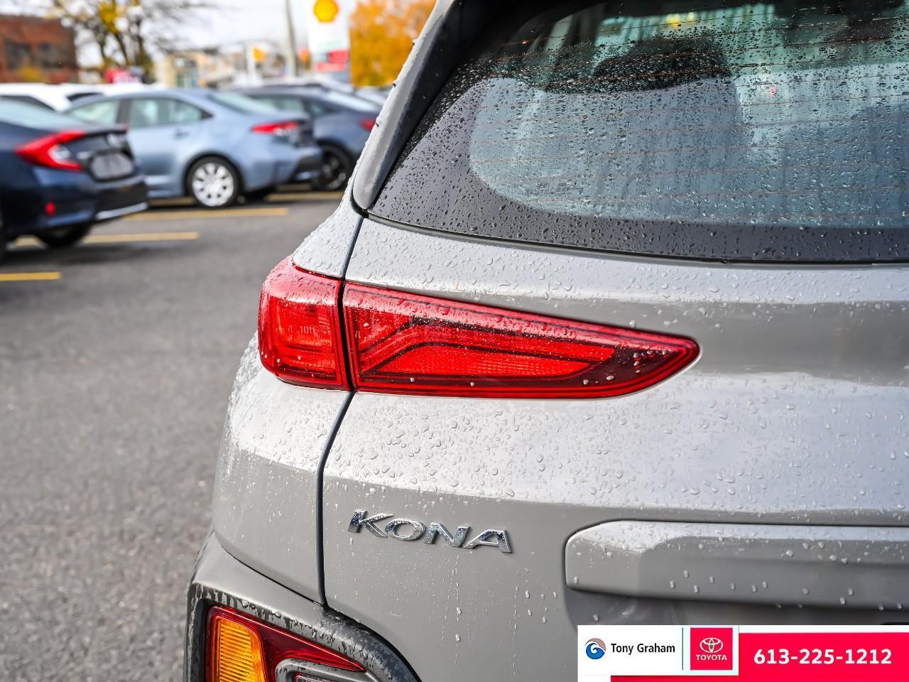2021 Hyundai KONA 2.0L Essential Photo4