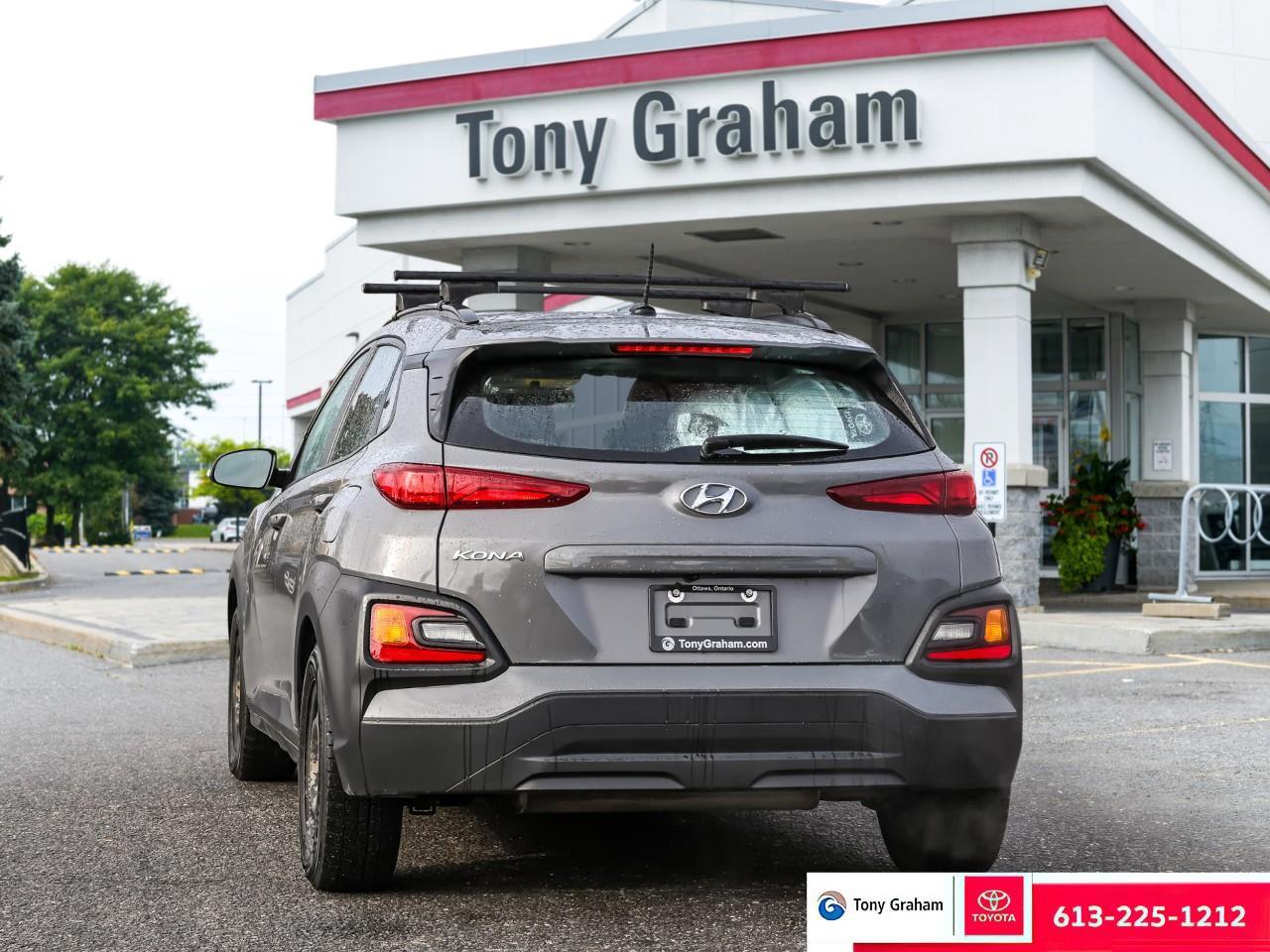 2021 Hyundai KONA 2.0L Essential Photo