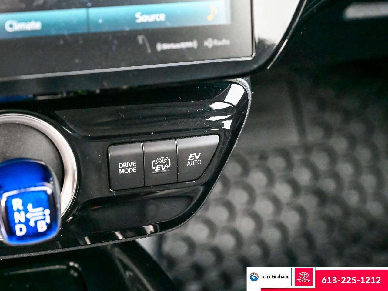 2021 Toyota Prius Prime Upgrade Photo