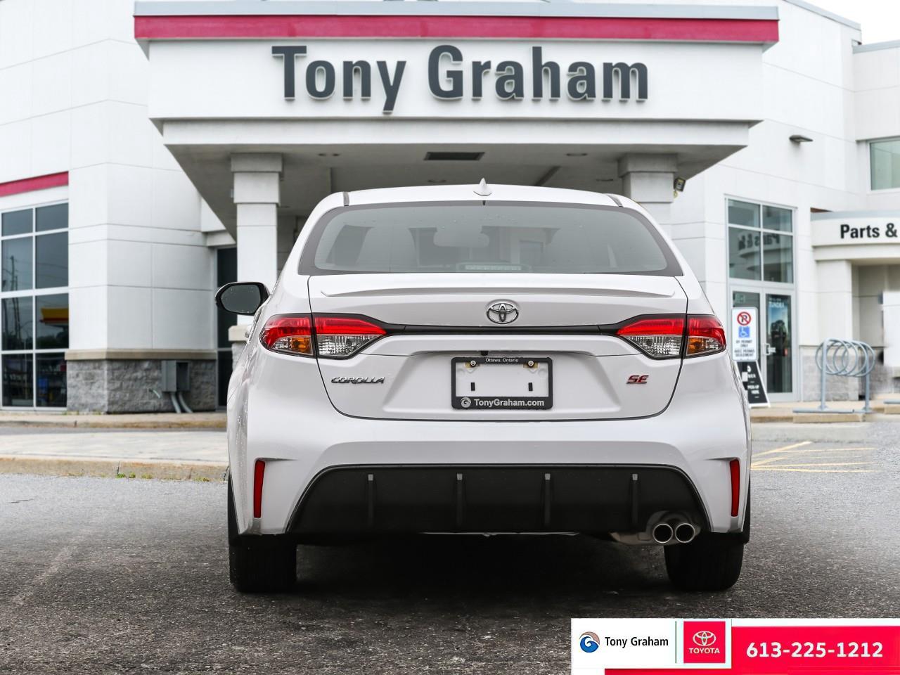 2023 Toyota Corolla SE Photo3