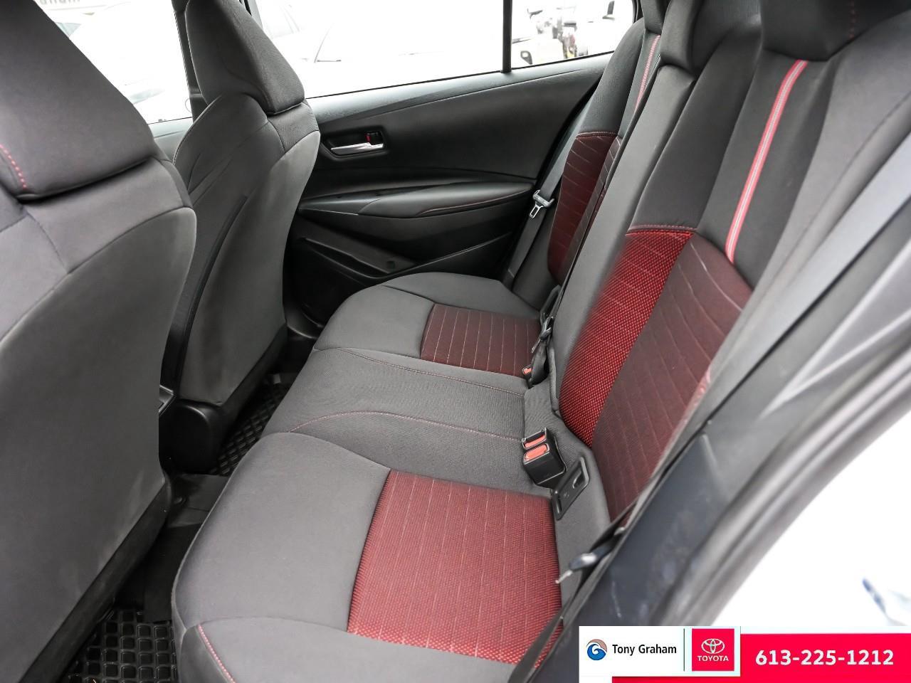 2023 Toyota Corolla SE Photo