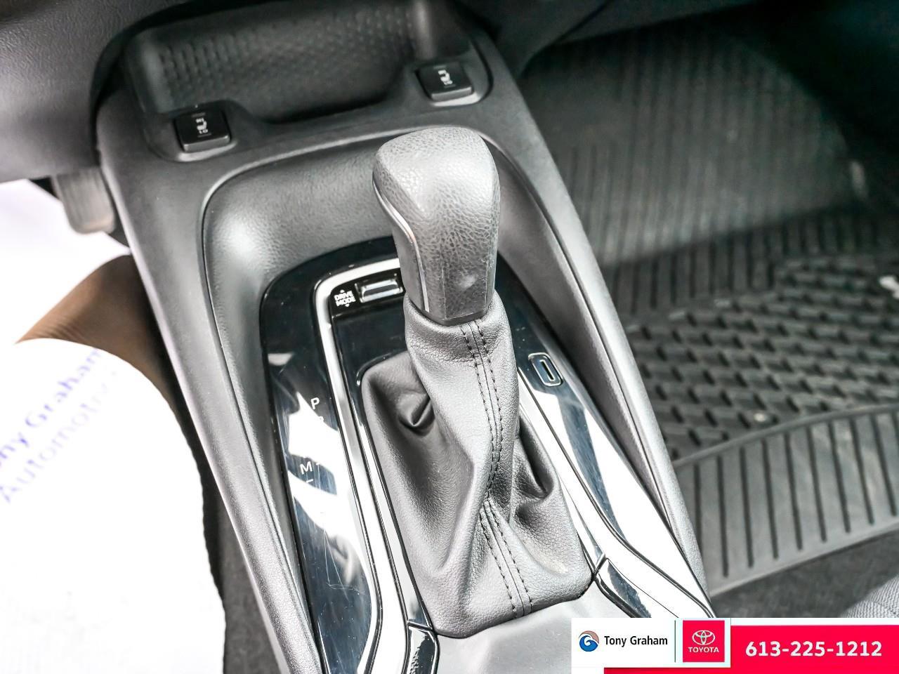 2023 Toyota Corolla SE Photo