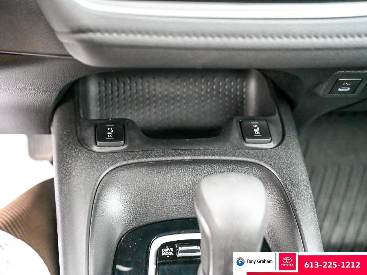 2023 Toyota Corolla SE Photo