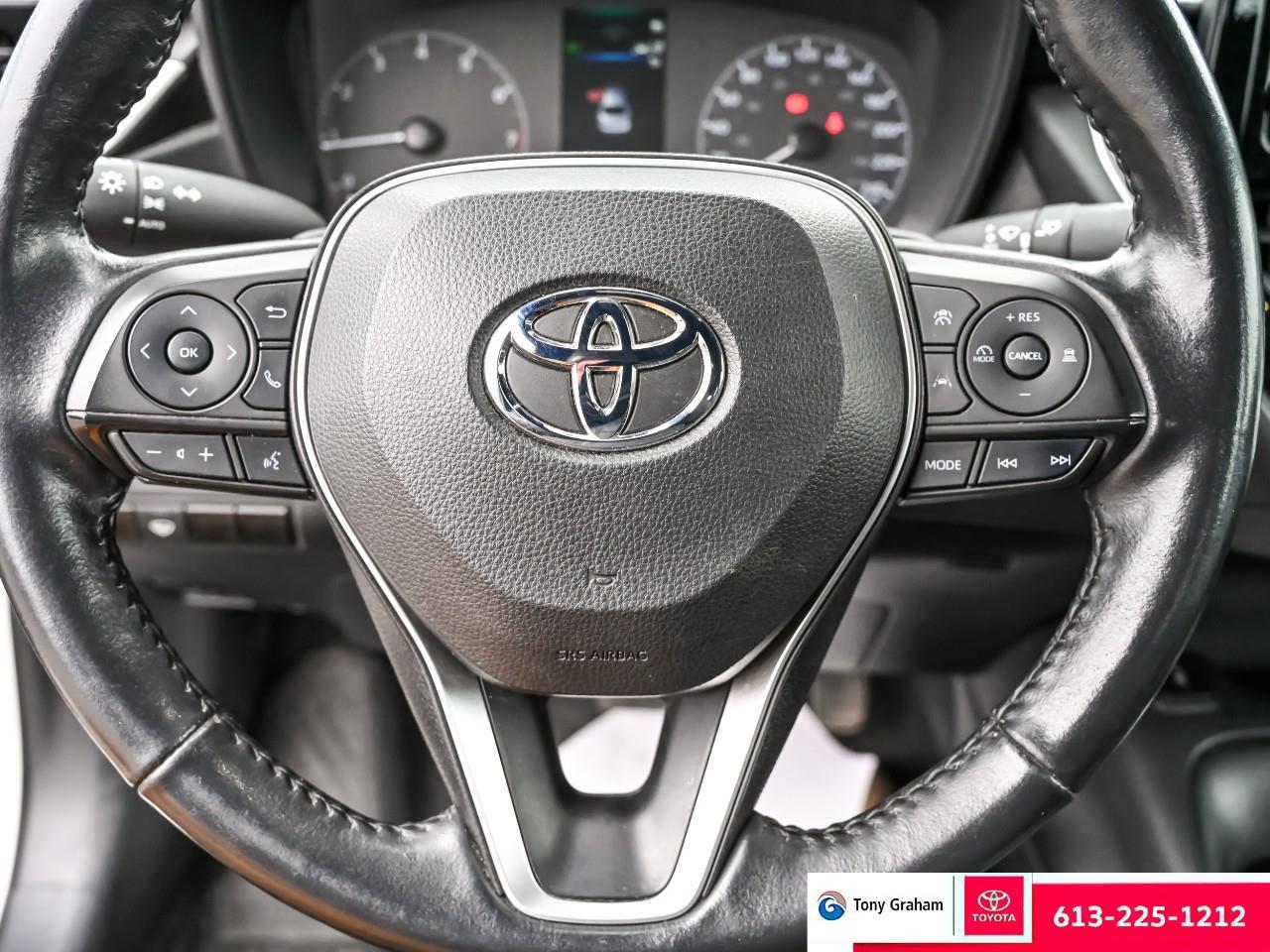 2023 Toyota Corolla SE Photo