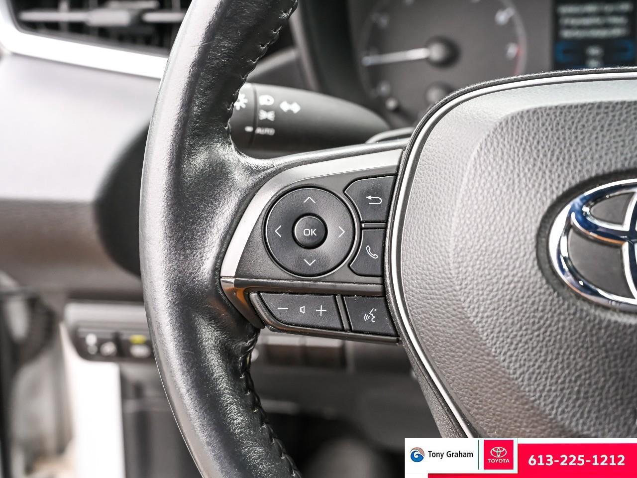 2023 Toyota Corolla SE Photo