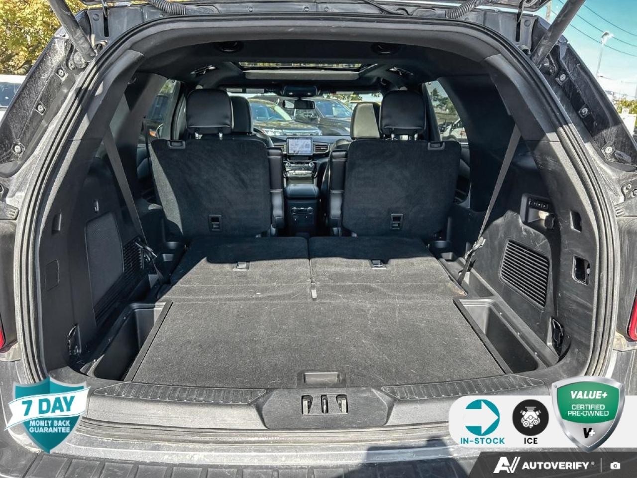 2022 Ford Explorer 401A | ST STREET PACK Photo