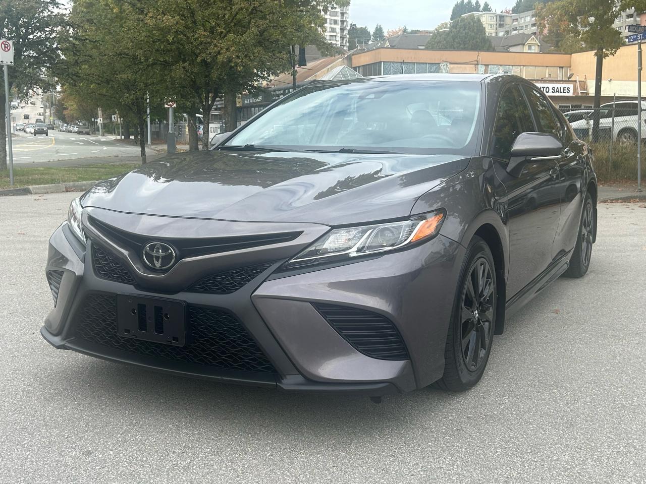 Used 2018 Toyota Camry SE for sale in Burnaby, BC