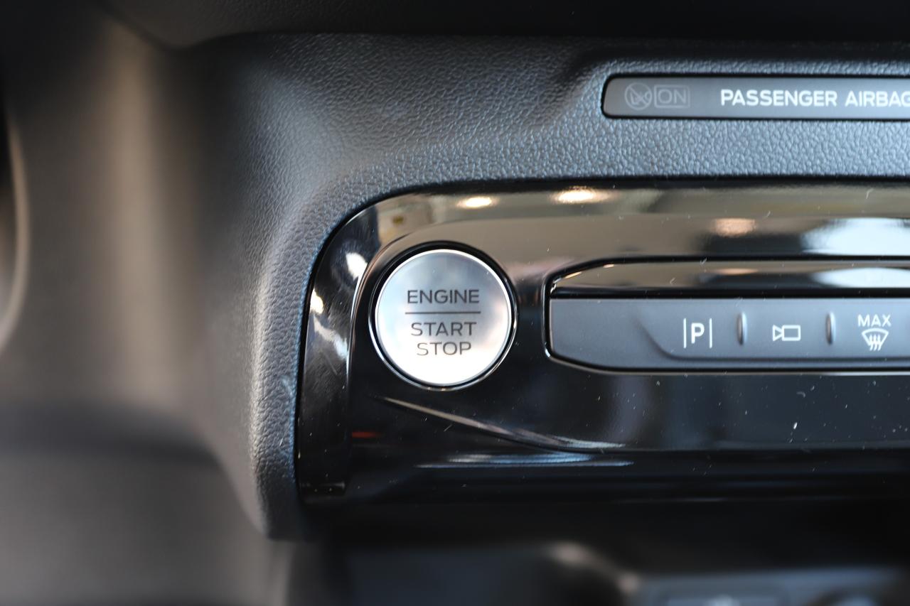 2026 Ford Escape Platinum AWD Photo