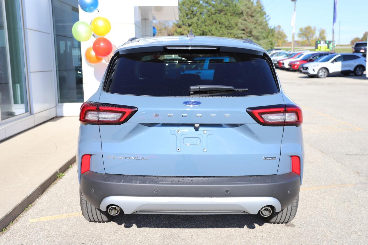 2026 Ford Escape Platinum AWD Photo