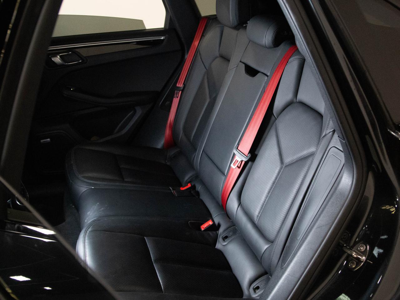 2019 Porsche Macan S | PREMIUM PLUS | 19" SPORT WHEELS Photo