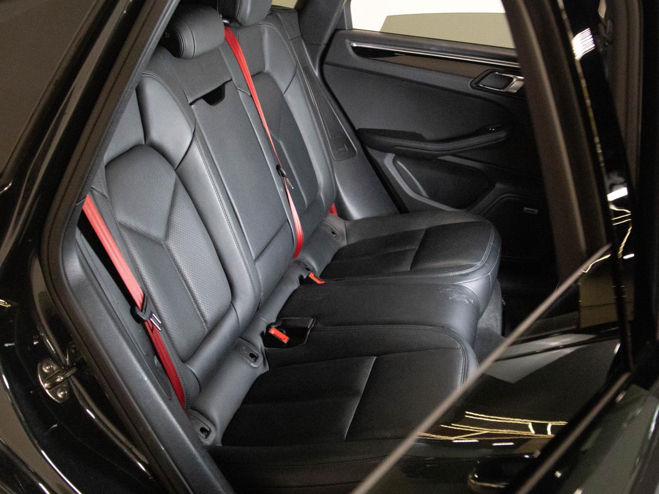 2019 Porsche Macan S | PREMIUM PLUS | 19" SPORT WHEELS Photo