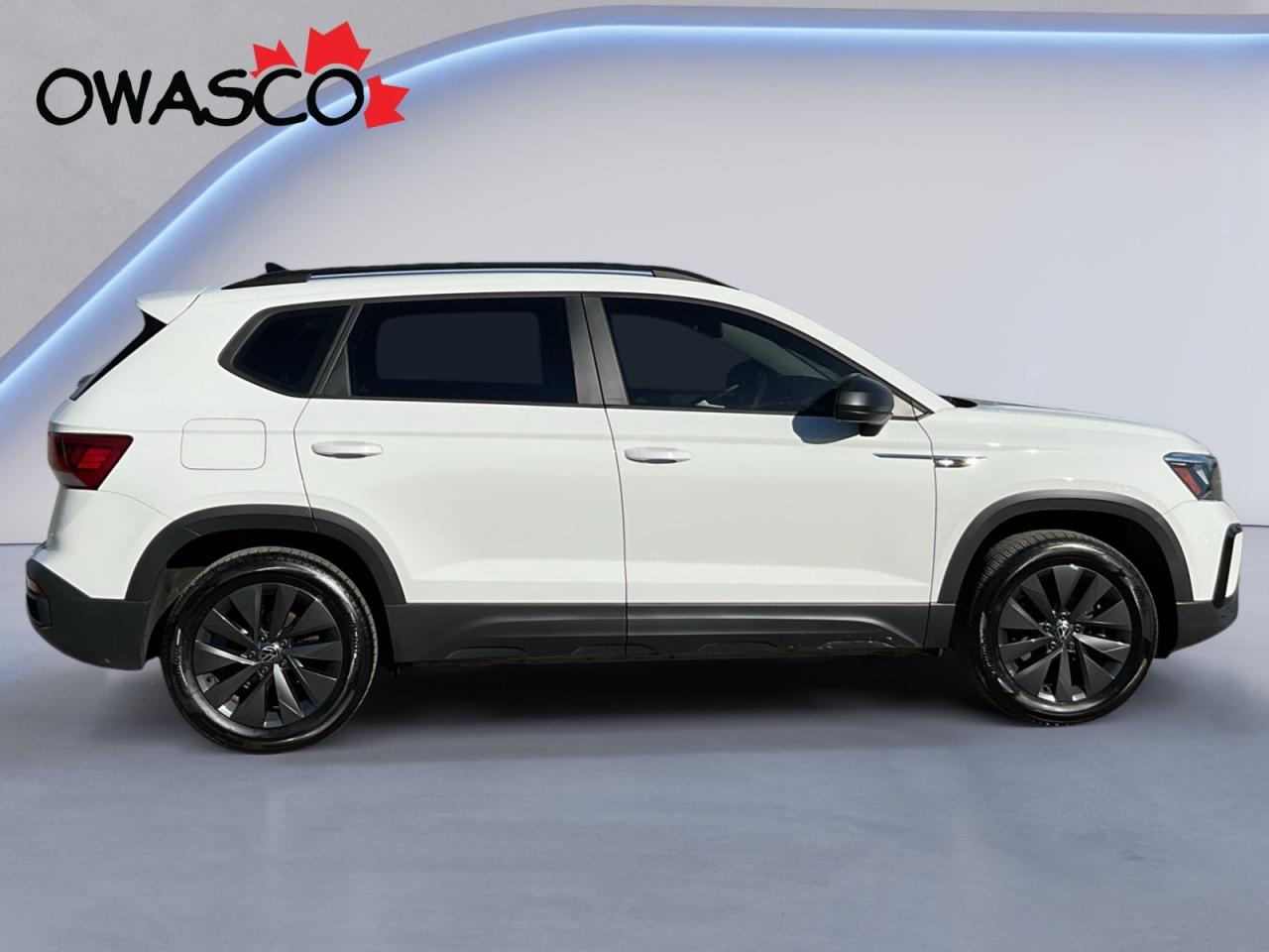 2022 Volkswagen Taos 1.5L One Owner Off Lease! Clean CarFax! Photo