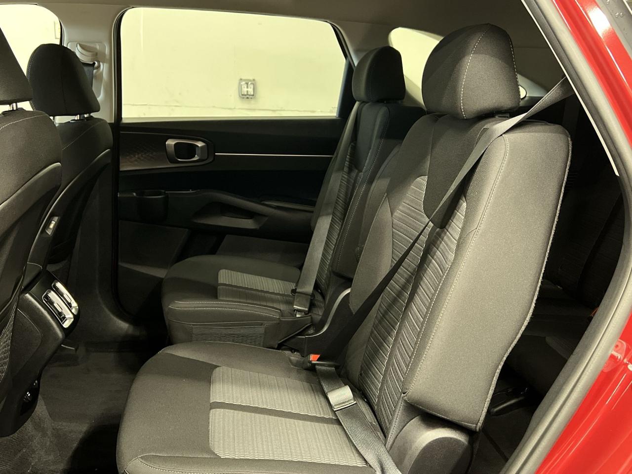 2022 Kia Sorento X-LINE AWD | ONLY 38,000KMS! | CARPLAY | HTD SEATS Photo