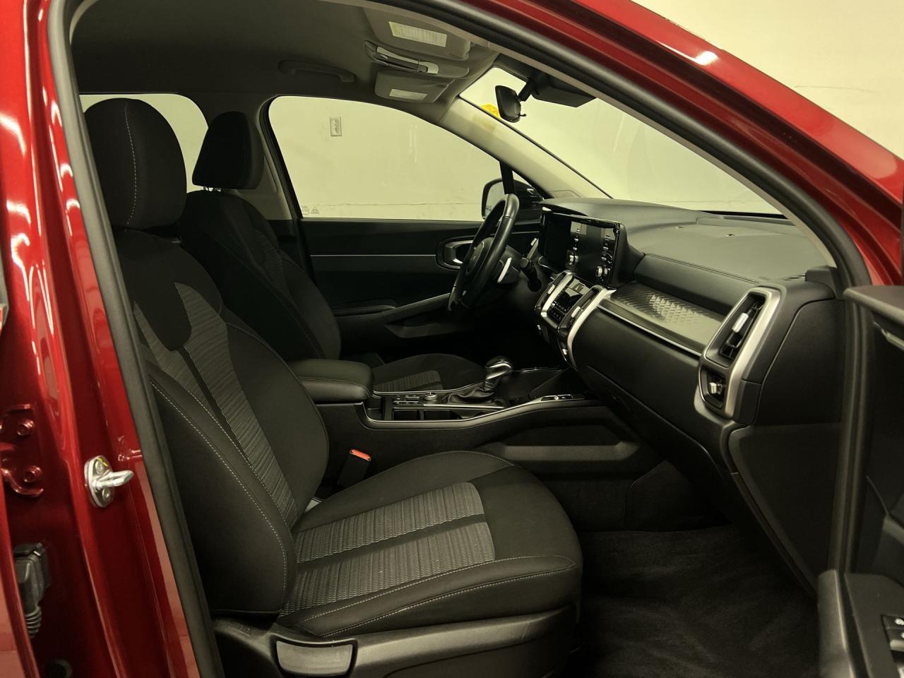 2022 Kia Sorento X-LINE AWD | ONLY 38,000KMS! | CARPLAY | HTD SEATS Photo