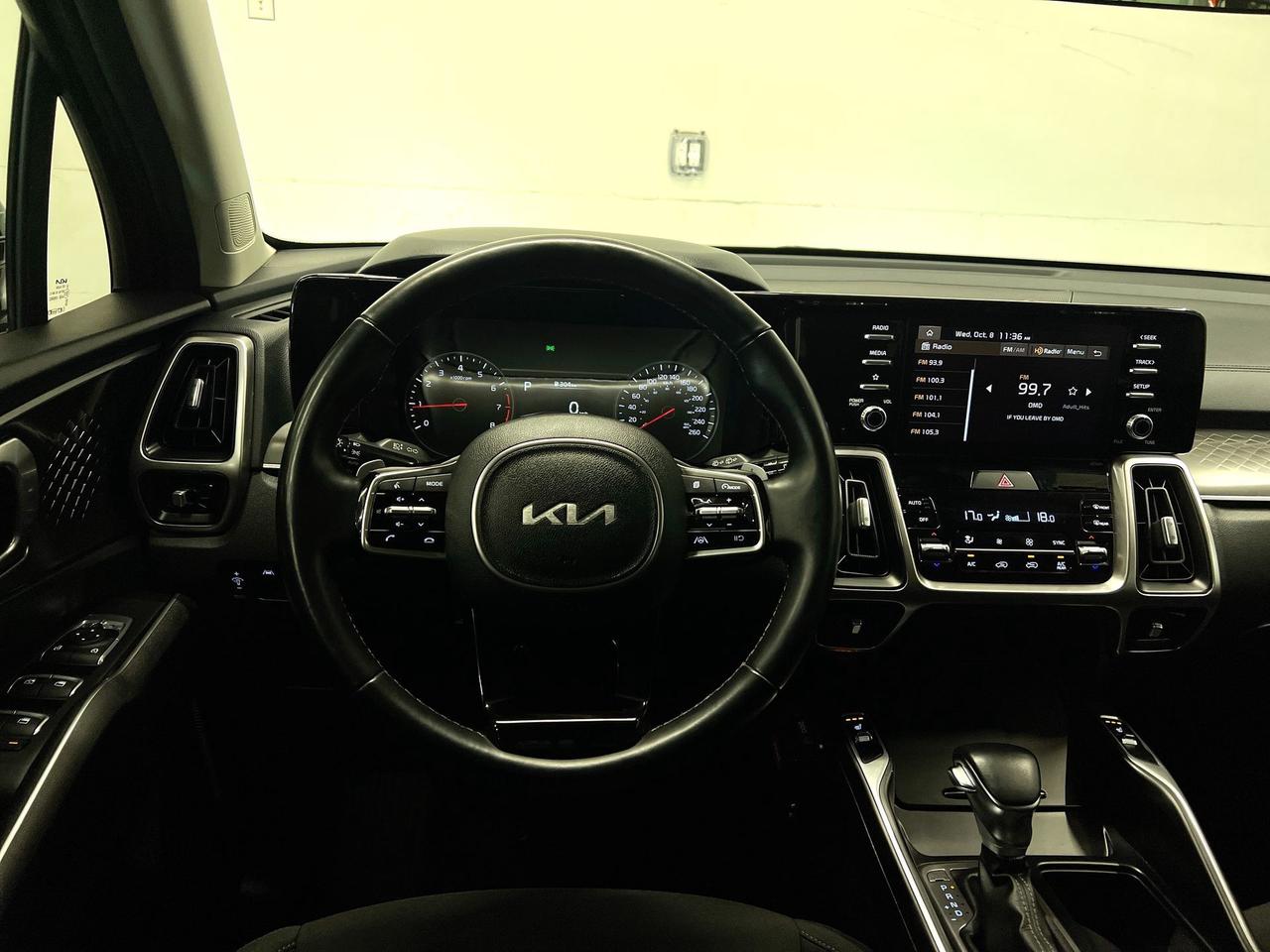 2022 Kia Sorento X-LINE AWD | ONLY 38,000KMS! | CARPLAY | HTD SEATS Photo