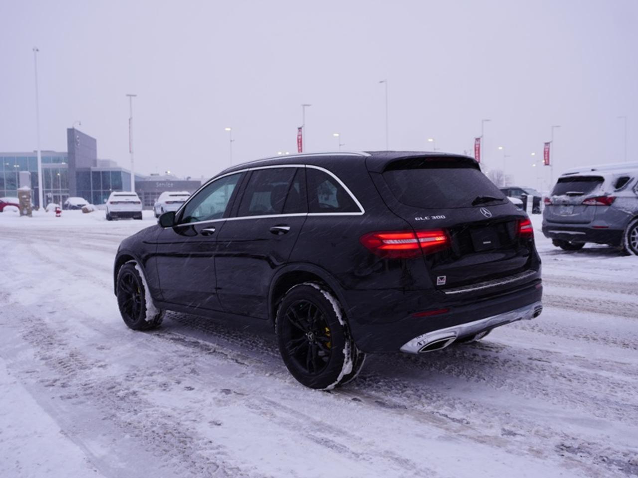 2019 Mercedes-Benz GLC 300 4MATIC SUV      - Heated Seats Photo