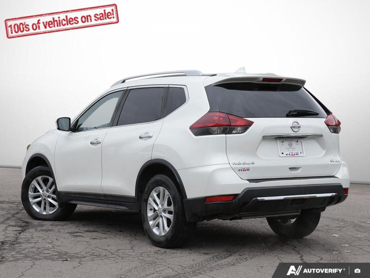 2018 Nissan Rogue SV Photo