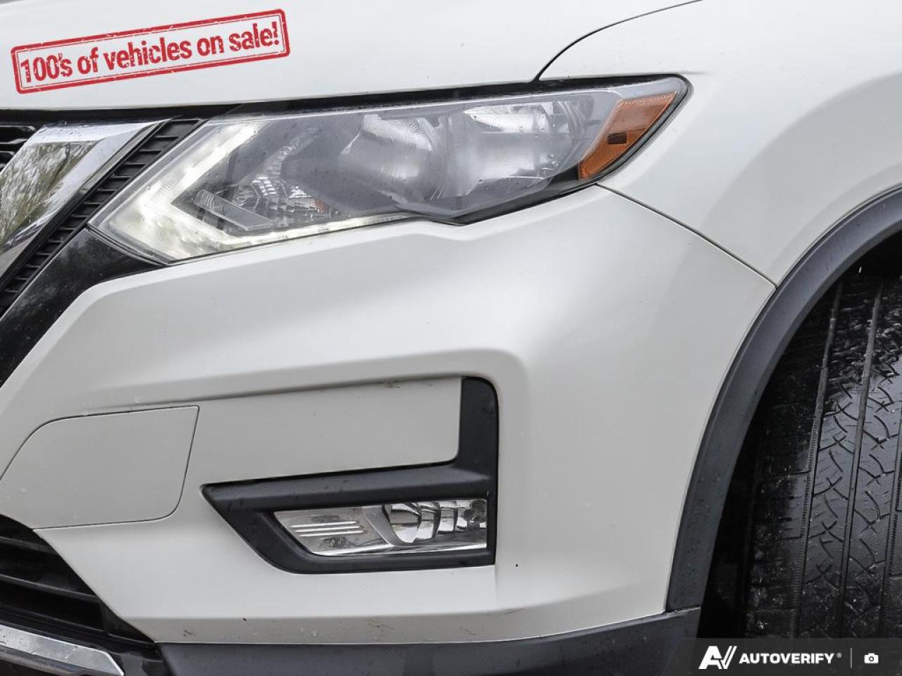 2018 Nissan Rogue SV Photo