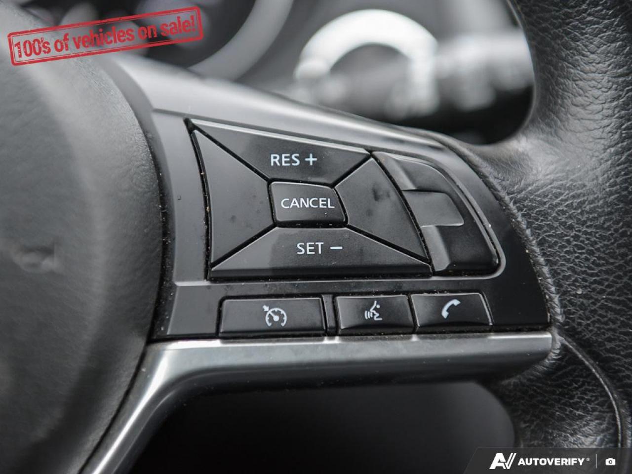 2018 Nissan Rogue SV Photo