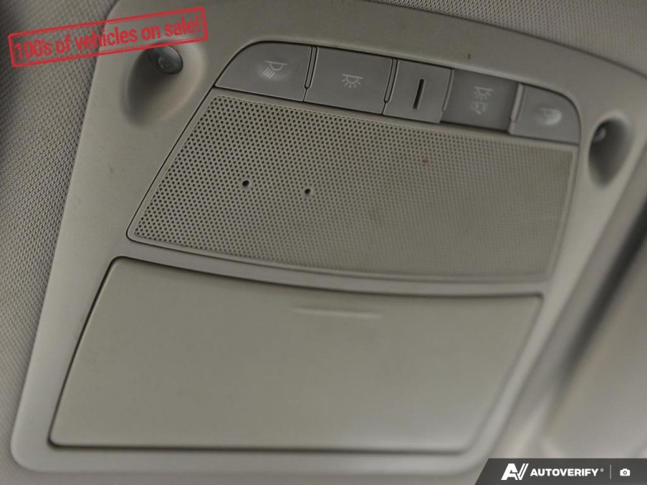 2018 Nissan Rogue SV Photo