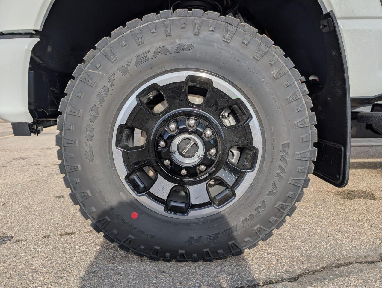 2026 Ford F-250 Super Duty SRW Lariat Photo5