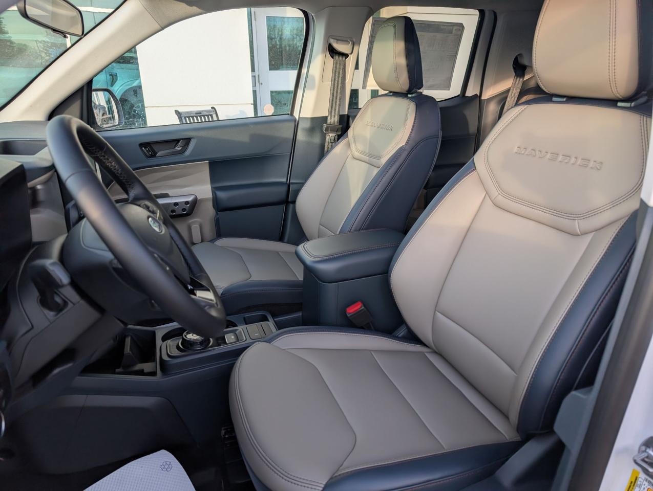 2025 Ford Maverick Lariat Photo5