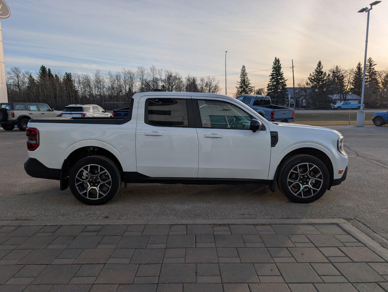 2025 Ford Maverick Lariat Photo5