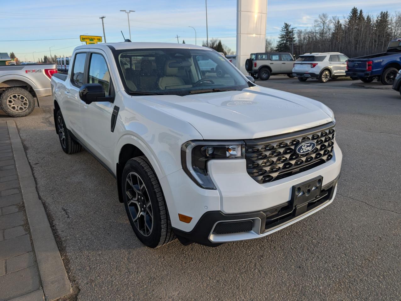 2025 Ford Maverick Lariat Photo5