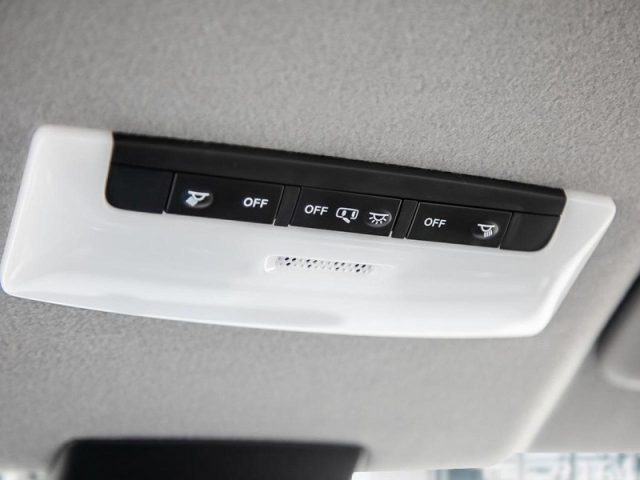 2025 Nissan Kicks Play SV  - Heated Seats -  Apple CarPlay Photo