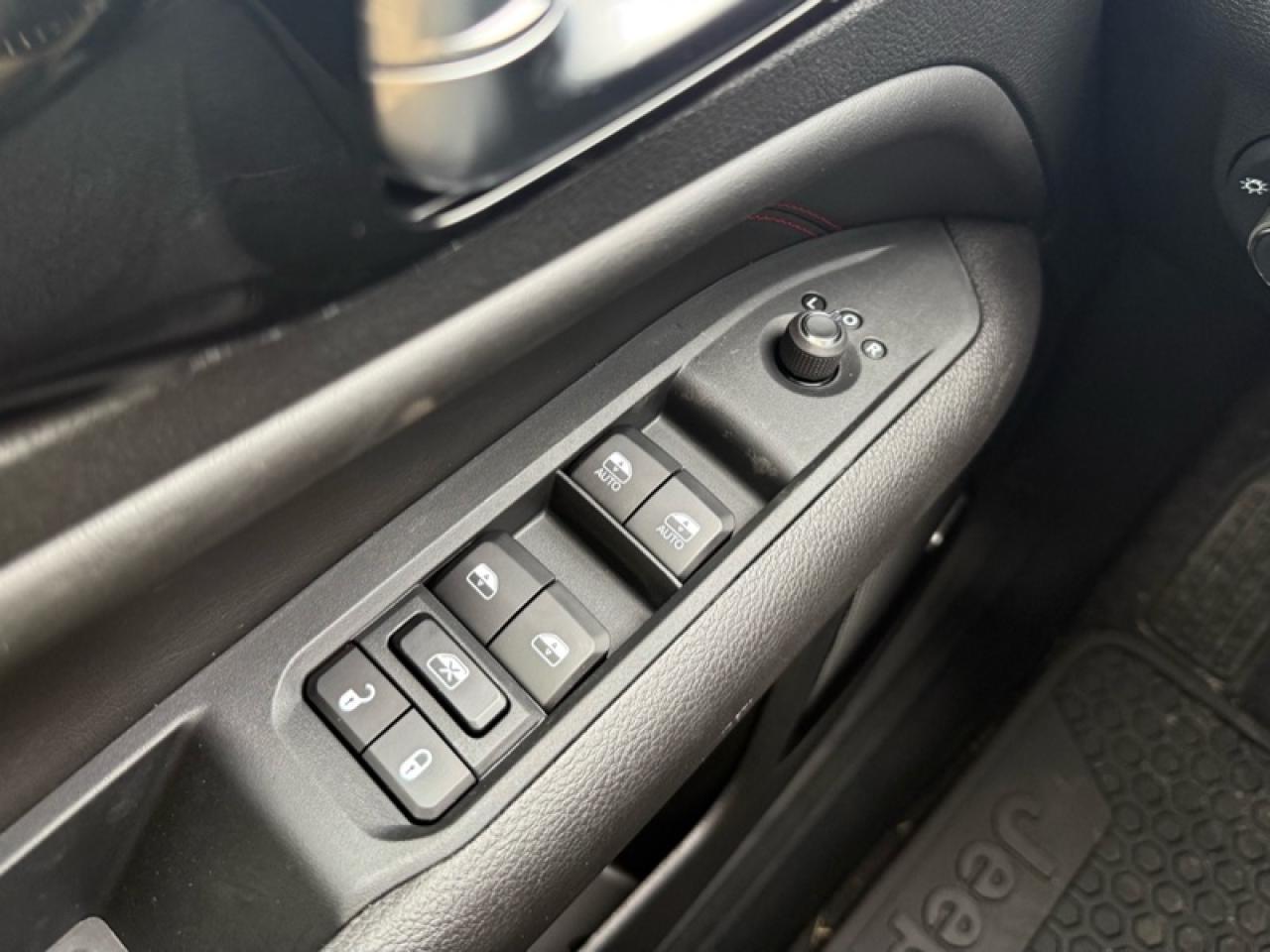 2026 Jeep Compass Trailhawk Photo