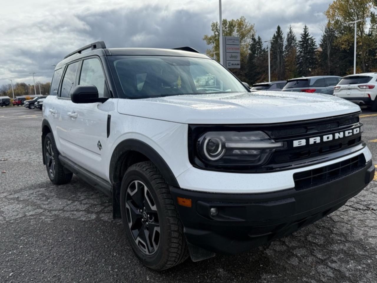 2022 Ford Bronco Sport Outer Banks  - Leather Seats Photo3
