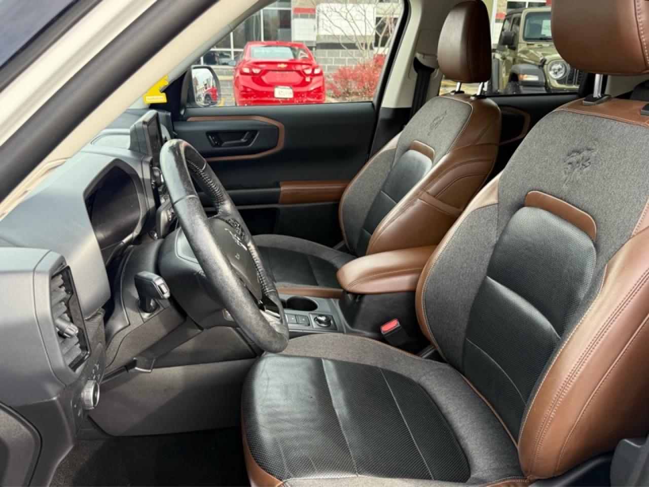 2022 Ford Bronco Sport Outer Banks  - Leather Seats Photo