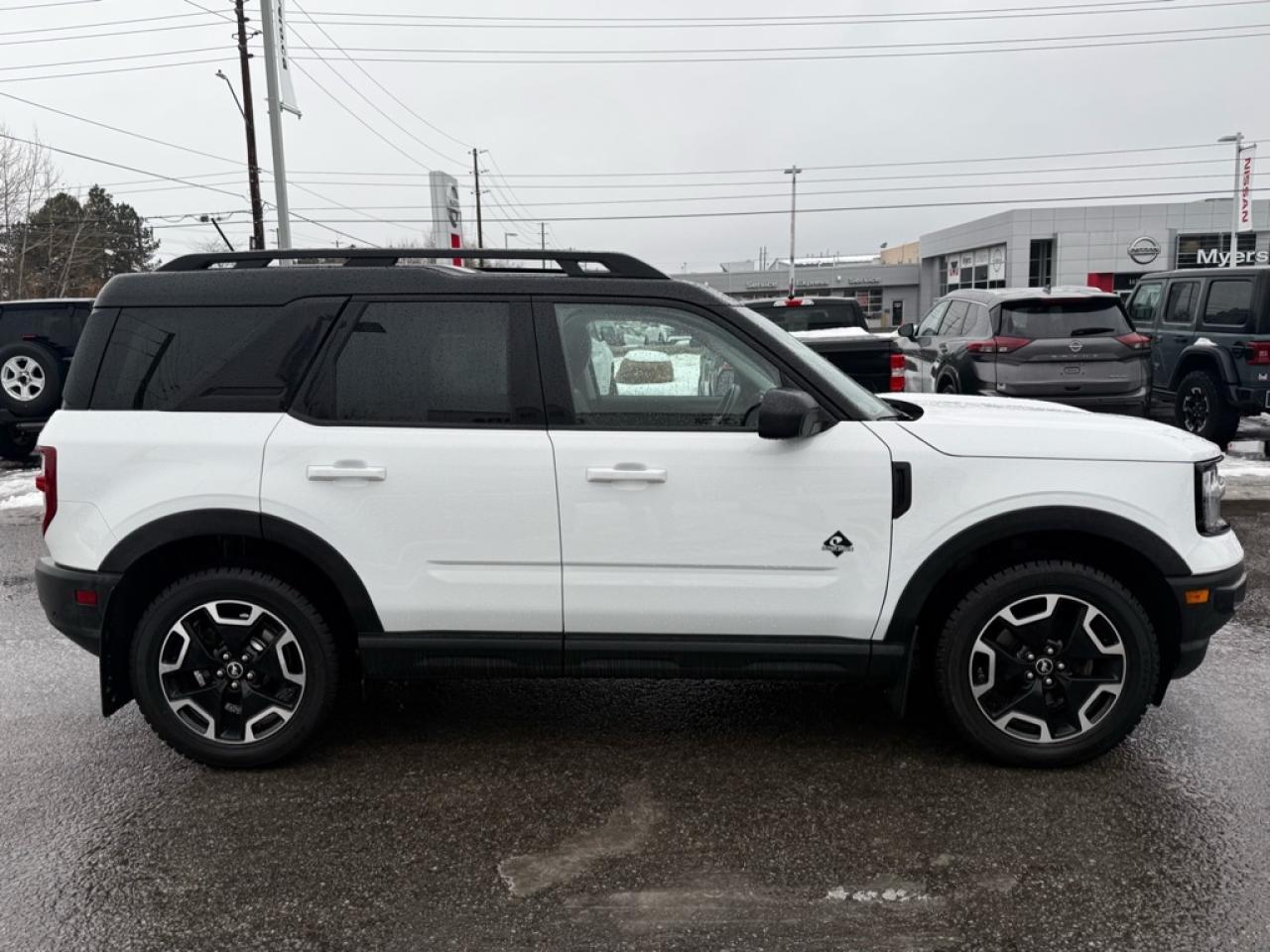 2022 Ford Bronco Sport Outer Banks  - Leather Seats - $83.00 /Wk Photo4