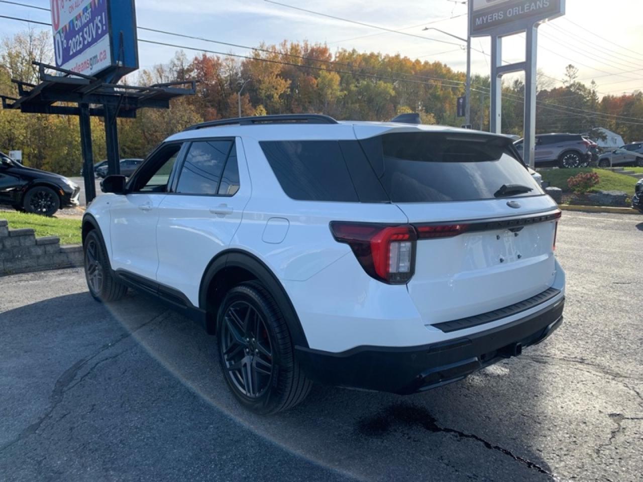 2025 Ford Explorer ST-Line  - Low Mileage Photo