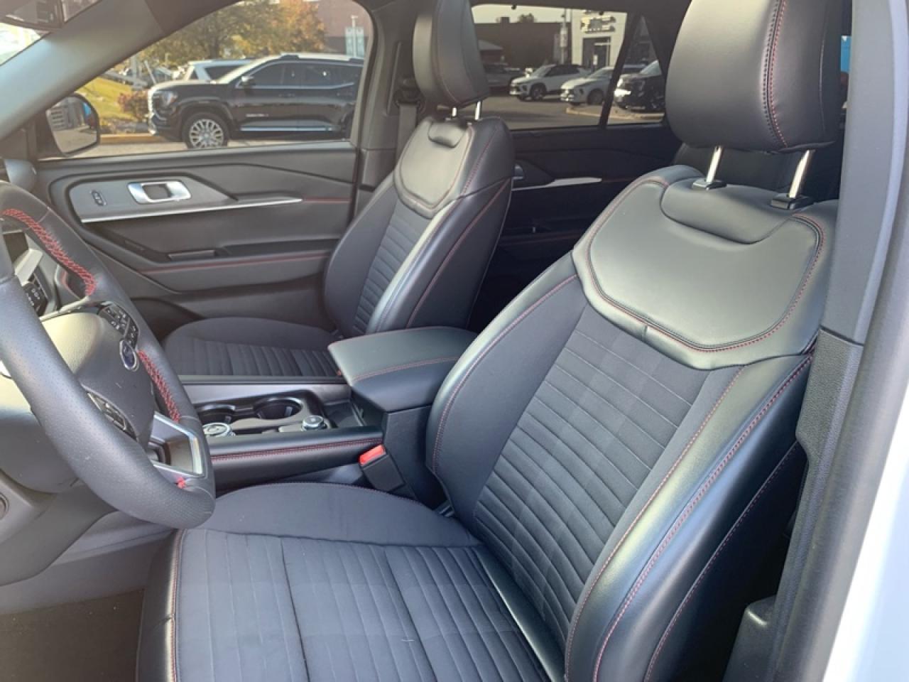 2025 Ford Explorer ST-Line  - Low Mileage Photo