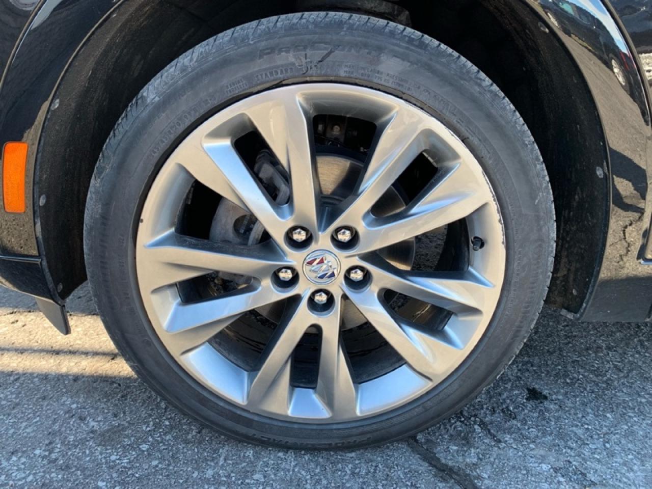 2022 Buick Envision Avenir Photo