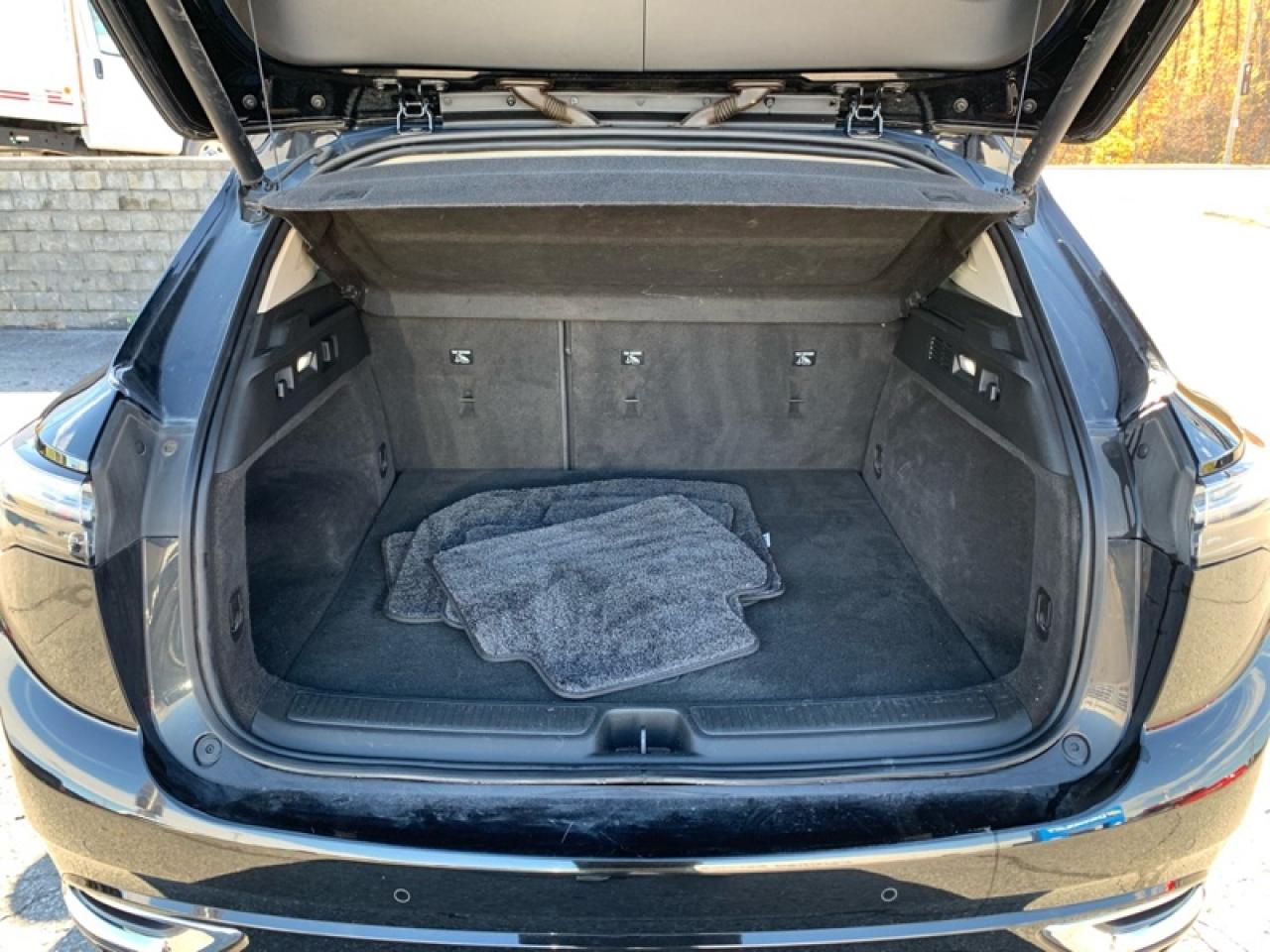 2022 Buick Envision Avenir Photo