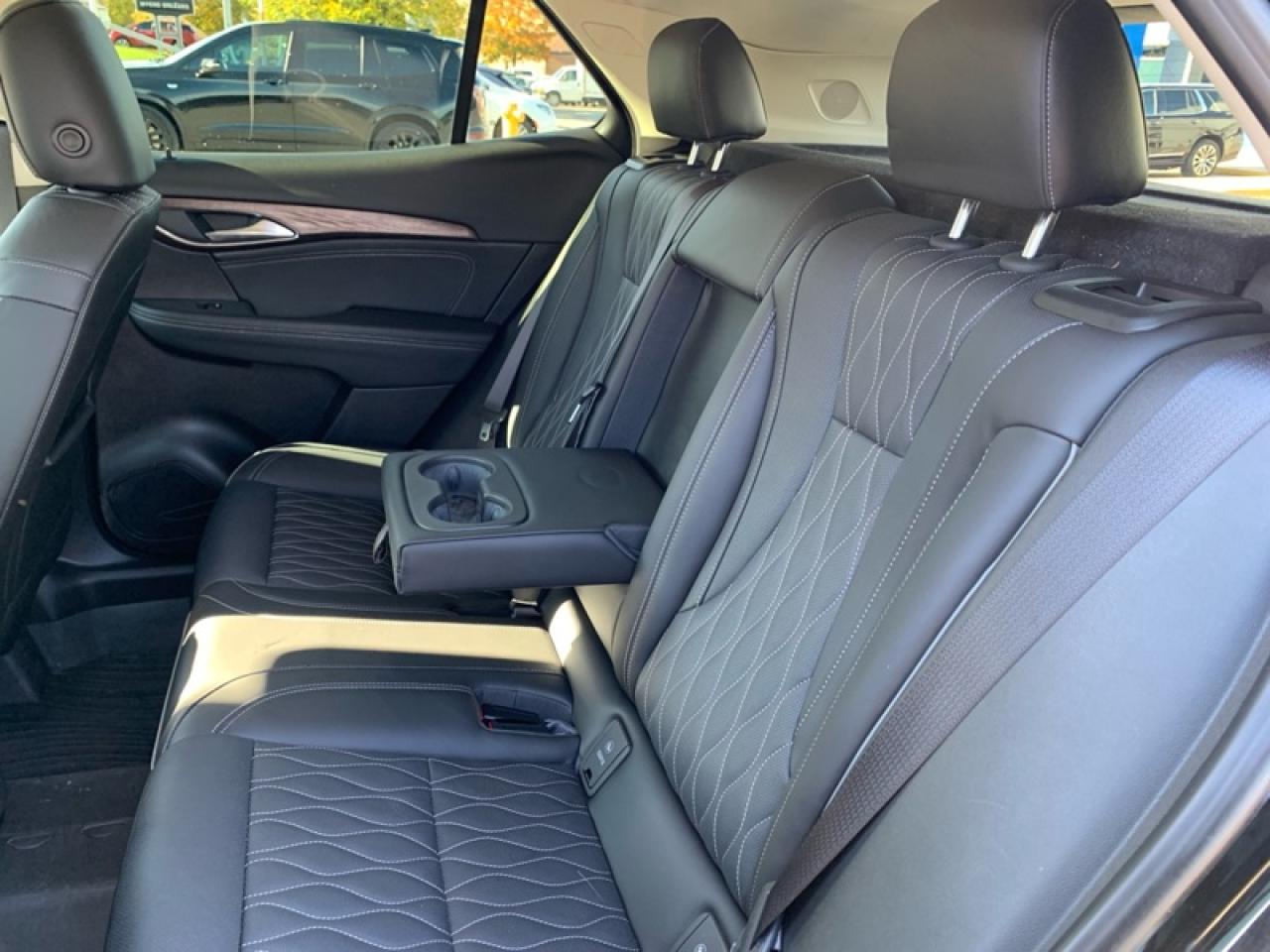 2022 Buick Envision Avenir Photo