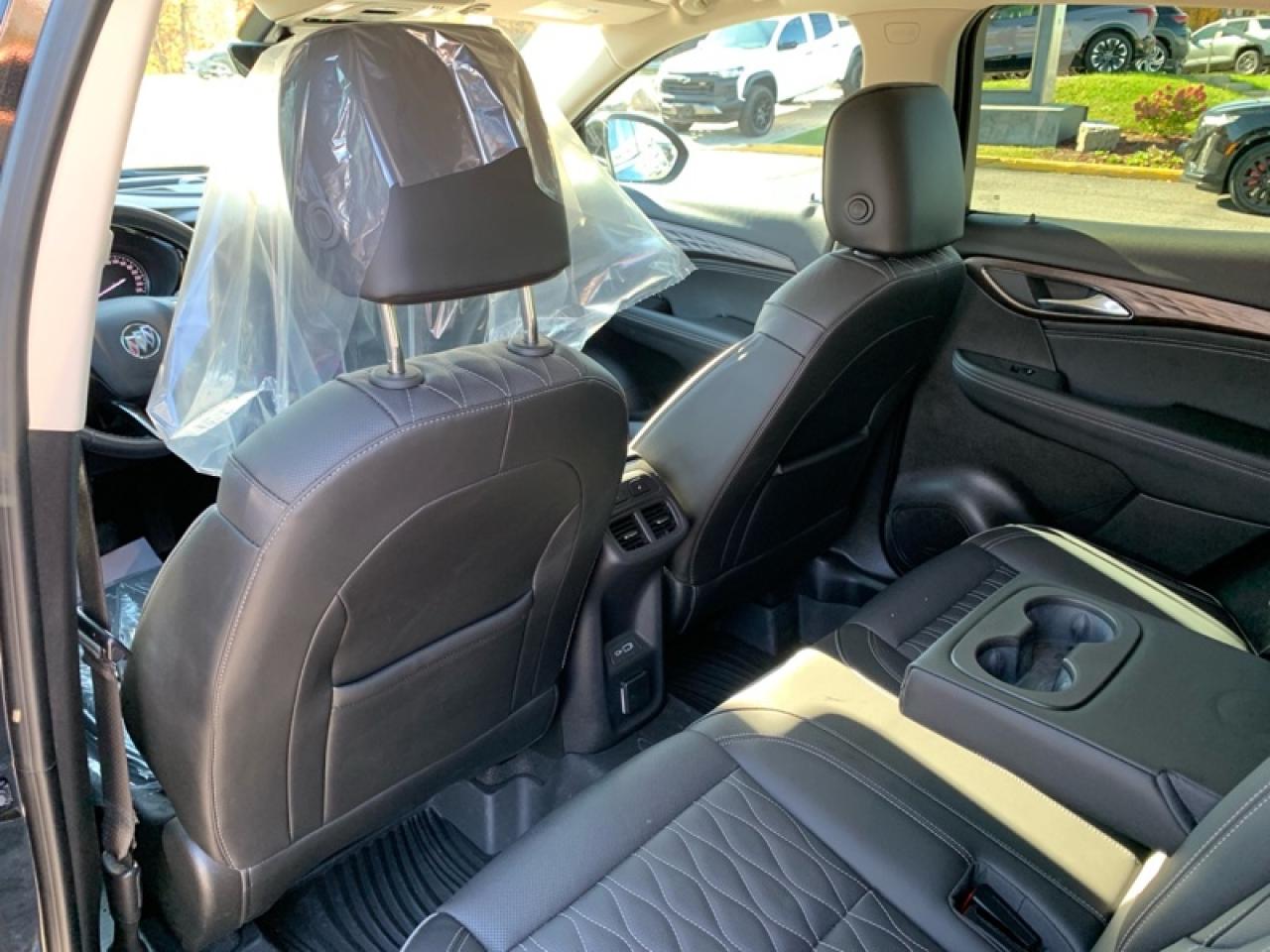 2022 Buick Envision Avenir Photo