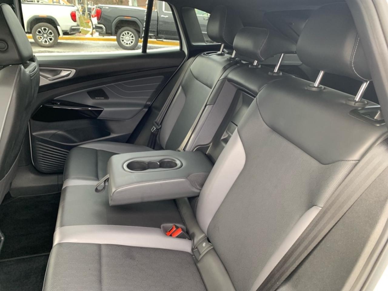 2024 Volkswagen ID.4 Pro S RWD  - Premium Audio Photo