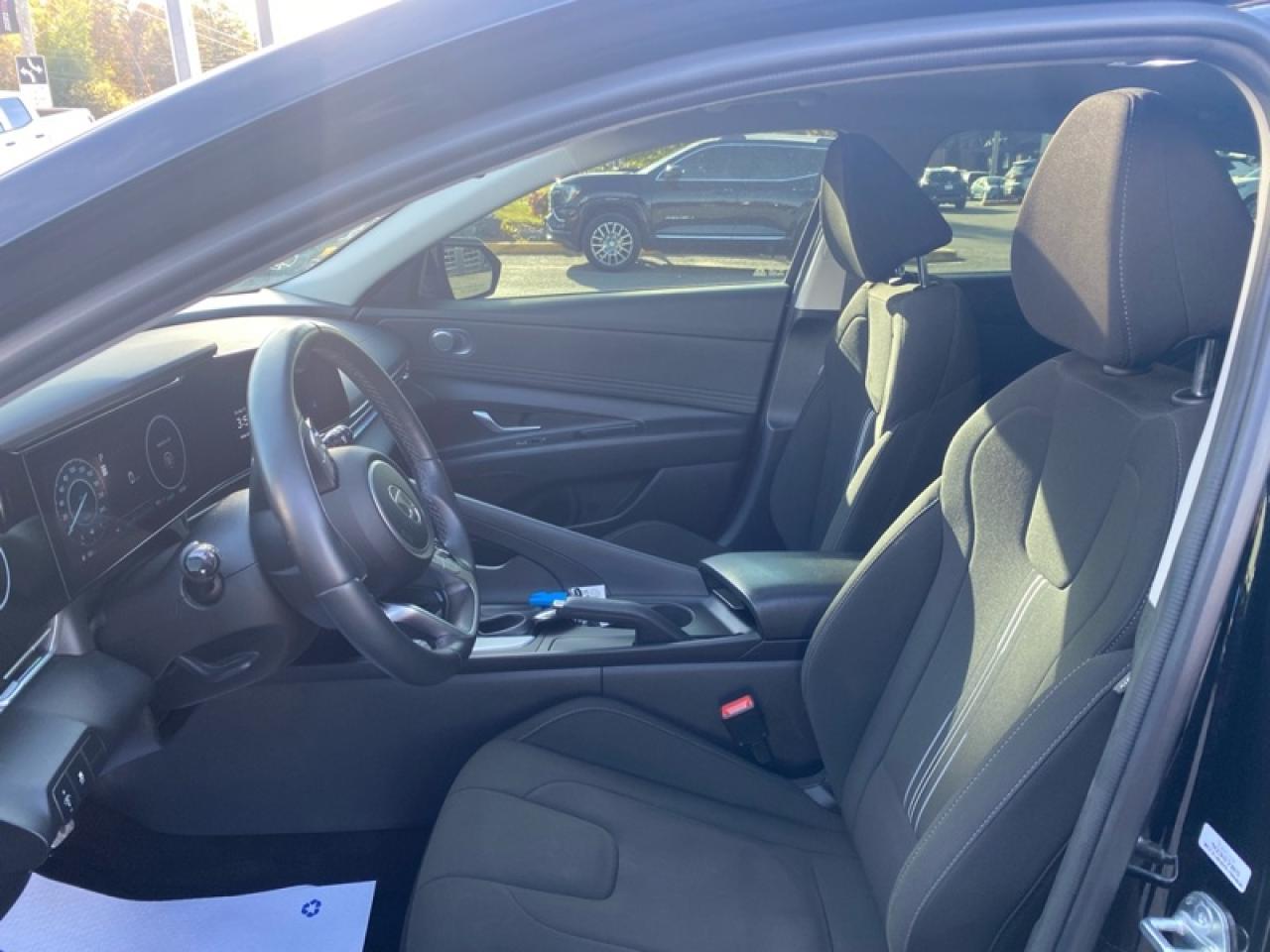 2024 Hyundai Elantra Preferred IVT  -  Heated Seats Photo