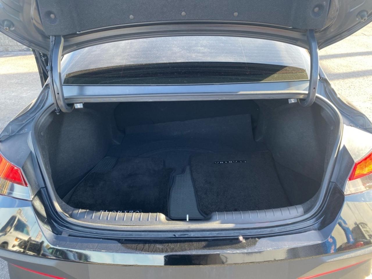 2024 Hyundai Elantra Preferred IVT  -  Heated Seats Photo