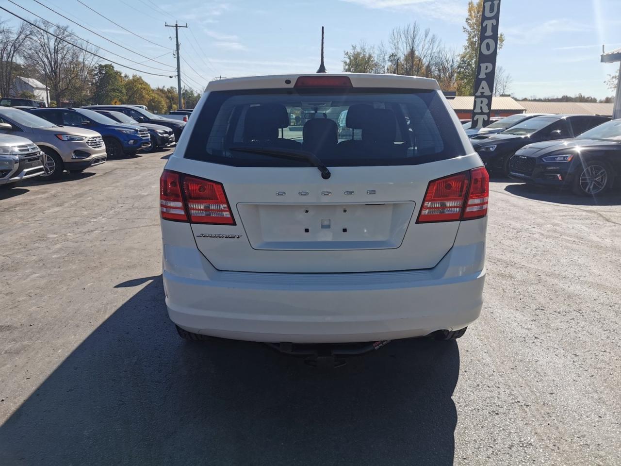 2015 Dodge Journey SE - Photo #6