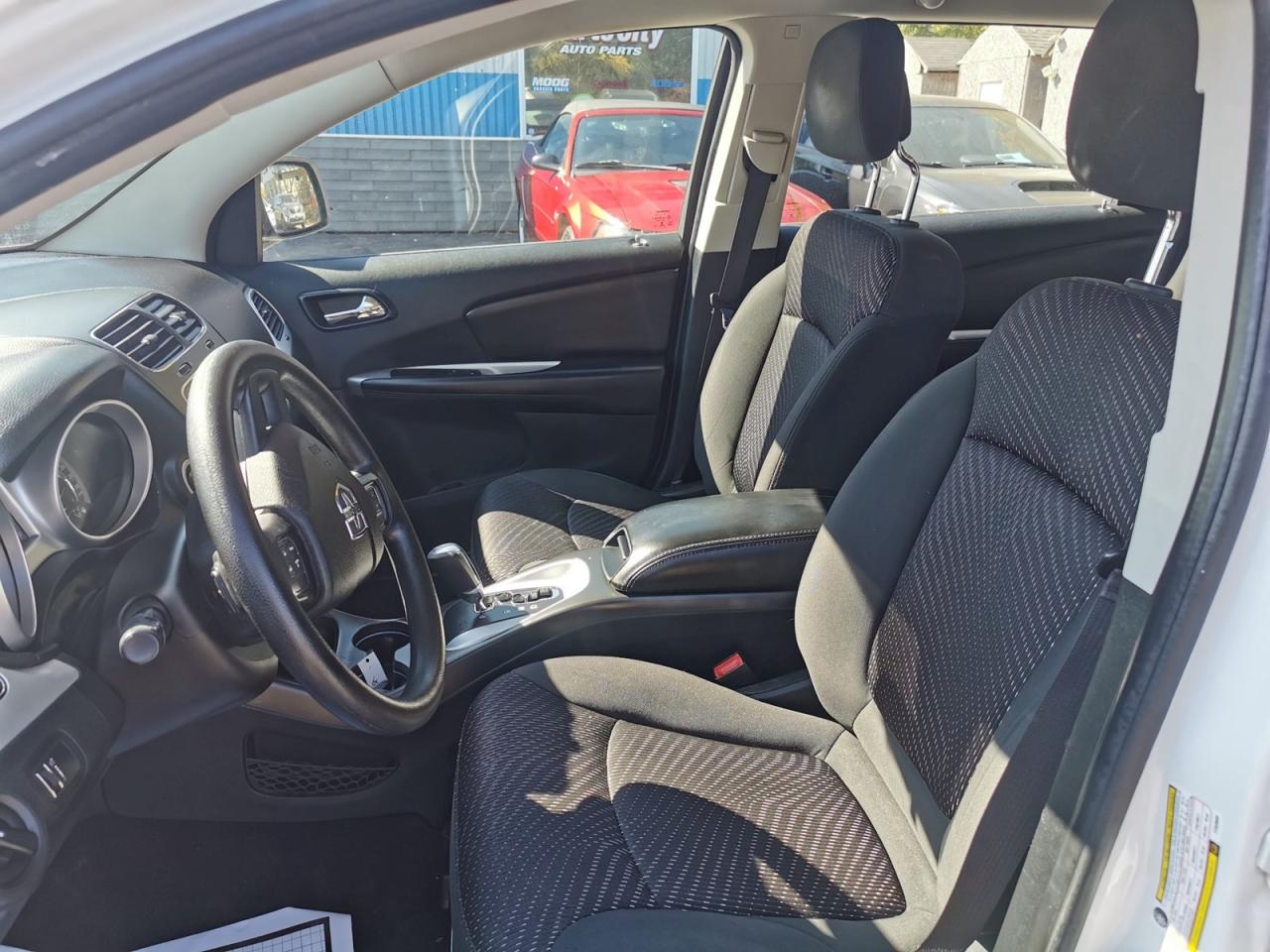 2015 Dodge Journey SE - Photo #12
