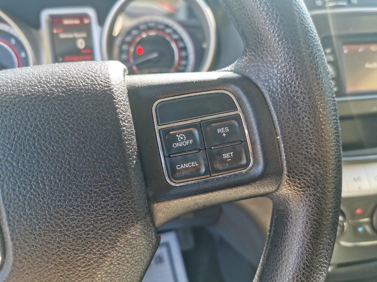 2015 Dodge Journey SE - Photo #15